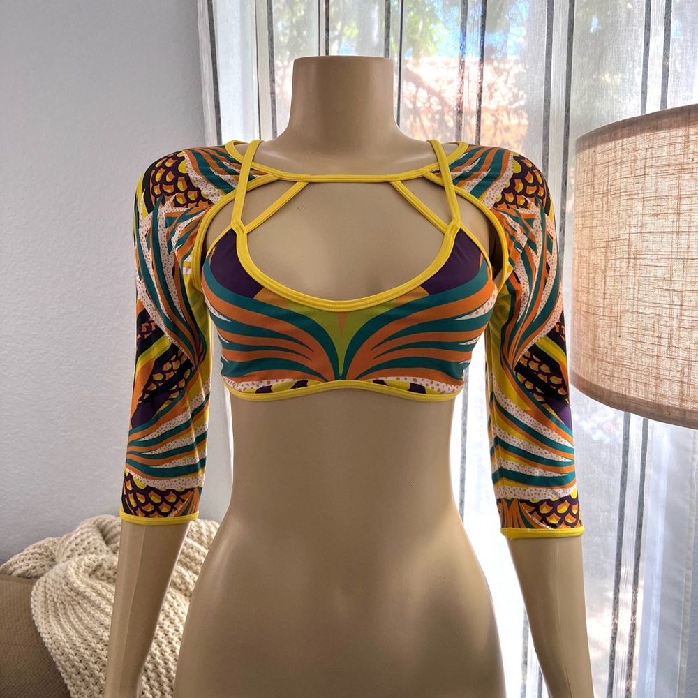 B FYNE Geometric Swim Top Size M Medium Bikini Colorful